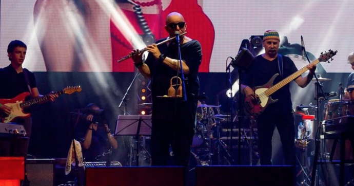 Török Ádám a Pólus Mozi Rock Klubjában ad különleges koncertet barátaival